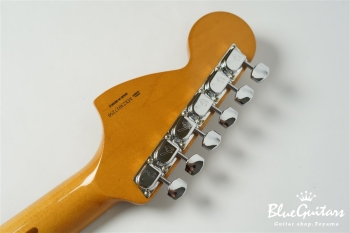 Vintera II ’70s Stratocaster - 3 Color Sunburst