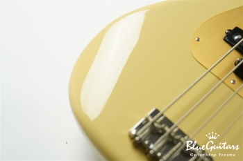 Vintera II ’50s Precision Bass - Desert Sand