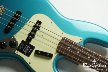 Vintera II ’60s Jazz Bass - Lake Placid Blue