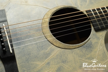 Model AD. Cutaway  蒼 "ao" WASHI & Japanese Lacquer Texture