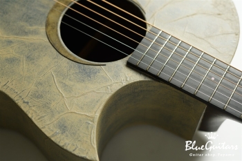 Model AD. Cutaway  蒼 "ao" WASHI & Japanese Lacquer Texture