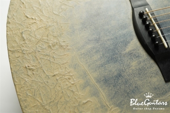 Model AD. Cutaway  蒼 "ao" WASHI & Japanese Lacquer Texture