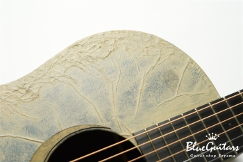 Model AD. Cutaway  蒼 "ao" WASHI & Japanese Lacquer Texture