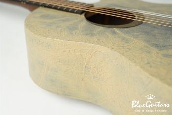 Model AD. Cutaway  蒼 "ao" WASHI & Japanese Lacquer Texture