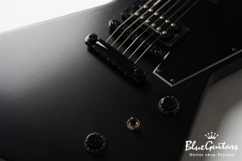 Explorer B-2 - Satin Ebony