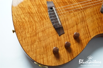 STAGE GUITAR - Natural Amber