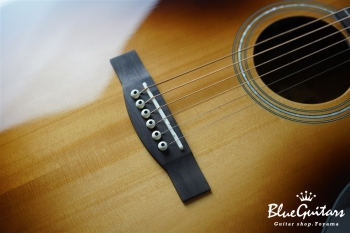  OM-260CE Deluxe Burl - Edge Burst