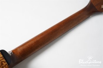  OM-260CE Deluxe Burl - Edge Burst