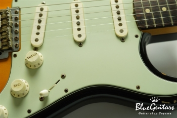 MBS 1961 Stratocaster Journeyman Relic Masterbuilt by Dennis Galuszka - 3-Color Sunburst