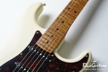 XSC-2 - Vintage White Light Aged / Alder / 5A Grade Roasted Flame Maple #3291