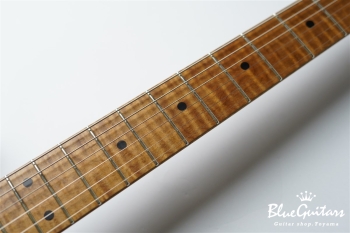 XSC-2 - Vintage White Light Aged / Alder / 5A Grade Roasted Flame Maple #3291