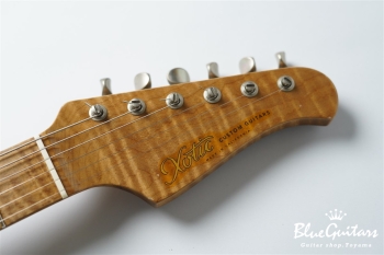 XSC-2 - Vintage White Light Aged / Alder / 5A Grade Roasted Flame Maple #3291