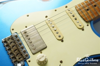 XSC-AH - Lake Placid Blue over 3TB Heavy Aged #3104