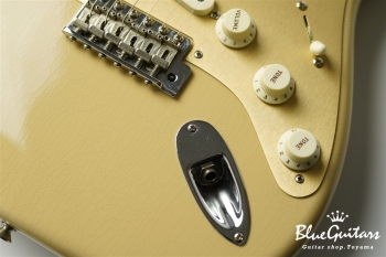 Limited 1957 Stratocaster Rosewood Neck Lush Closet Classic - ’55 Desert Sand