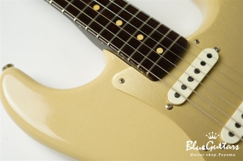 Limited 1957 Stratocaster Rosewood Neck Lush Closet Classic - ’55 Desert Sand