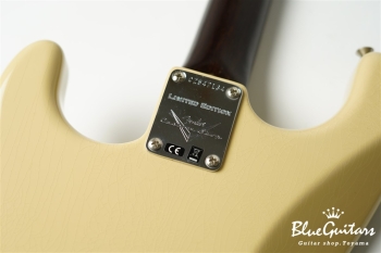 Limited 1957 Stratocaster Rosewood Neck Lush Closet Classic - ’55 Desert Sand