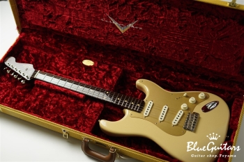 Limited 1957 Stratocaster Rosewood Neck Lush Closet Classic - ’55 Desert Sand