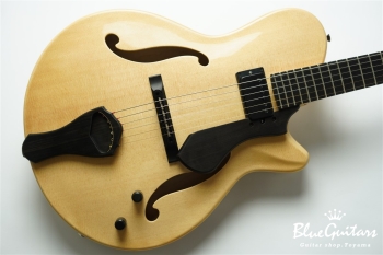 Arcus Archtop - Nature