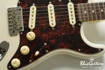 NST100RAL - Vintage White