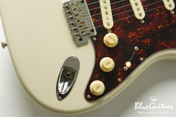 NST100RAL - Vintage White