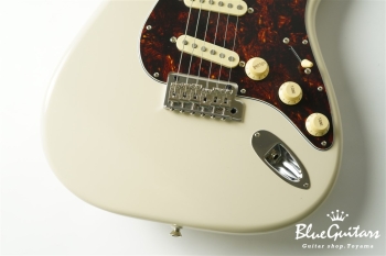 NST100RAL - Vintage White