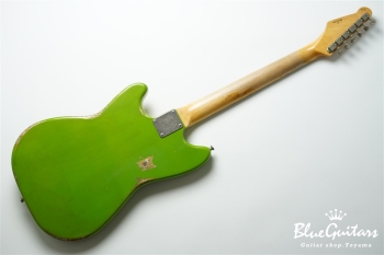 IRIS #156 Multi Layer/Heavy Aged - Lime Green Metallic over Gold with Art Brass