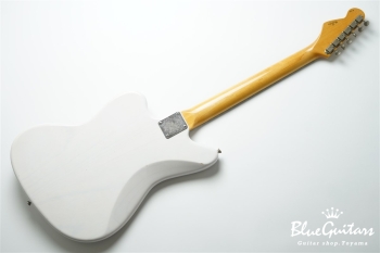 Model JM. #176 Light Aged - White Blonde with Blue