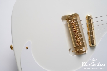 59M NOS+ GOLD HARDWARE - White