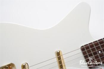 59M NOS+ GOLD HARDWARE - White