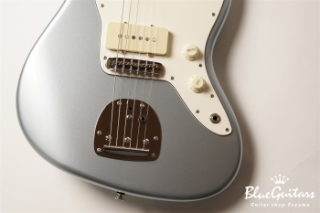 Model JM. Glassy #093 - Ice Blue Metallic