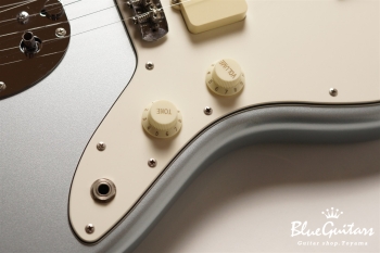 Model JM. Glassy #093 - Ice Blue Metallic