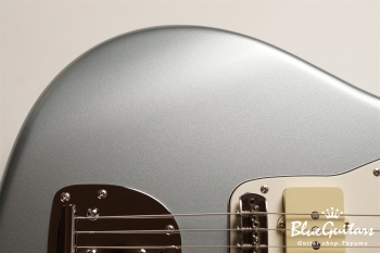 Model JM. Glassy #093 - Ice Blue Metallic