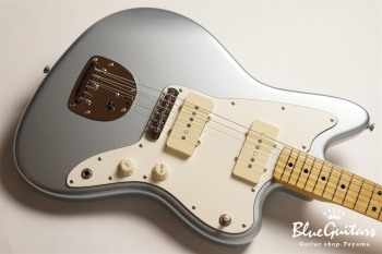 Model JM. Glassy #093 - Ice Blue Metallic