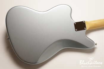 Model JM. Glassy #093 - Ice Blue Metallic