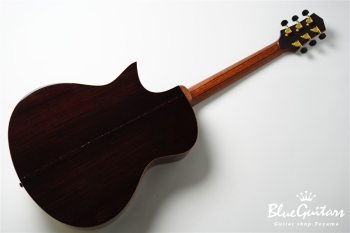 R60 Bearclaw Swiss Moon Spruce/ East Indian Rosewood