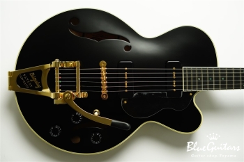 Ladybug-CB BG-CTM Bigsby - Matte Black (Lacquer) #RZO710