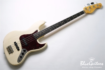 TRAD MASTER BETA J4 - White Blonde Medium Aged