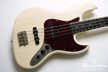 TRAD MASTER BETA J4 - White Blonde Medium Aged