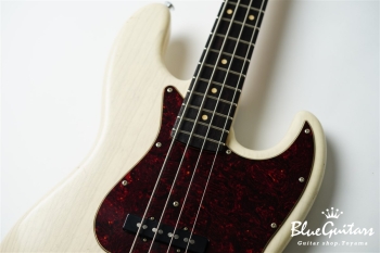 TRAD MASTER BETA J4 - White Blonde Medium Aged