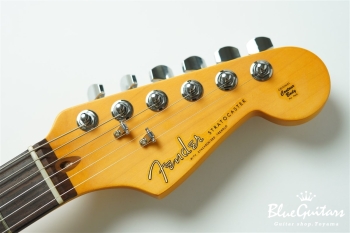 Limited Edition Cory Wong Stratocaster - Daphne Blue