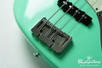 Vibe Standard-4 #213 - Poppin green