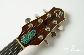 Standard 6 Strings - Transparent Amber