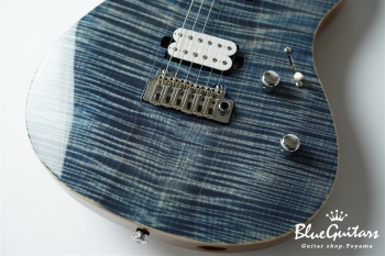 FUTURA-S HH Flame Maple Top, Fiji Mahogany back - Faded Lazuli Blue