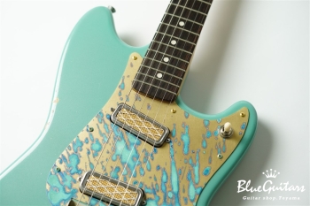 IRIS #158 Multi Layer Medium Aged - Huntington Blue Metallic with Art Texture Brass