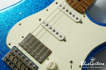 XSC-2 Blue Sparkle Medium Aged / Ash / Master Grade Roasted Flame Maple #3580