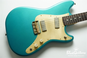 IRIS #185 Light Aged - Faded Competition Burgundy with Brass Vibration