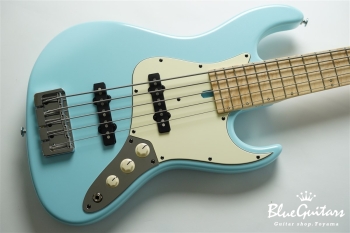 Vibe Standard-5 #214 - Poppin blue