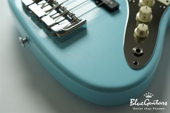 Vibe Standard-5 #214 - Poppin blue