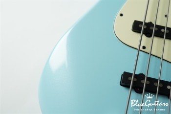 Vibe Standard-5 #214 - Poppin blue