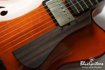 Wagtail 15″ Spruce Top / Figured Maple Side&Back